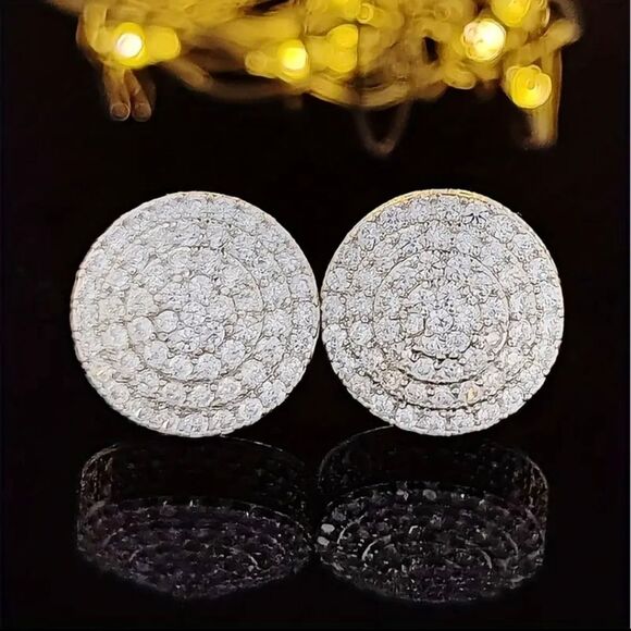 Round Diamond Earrings - Picture 1 of 4